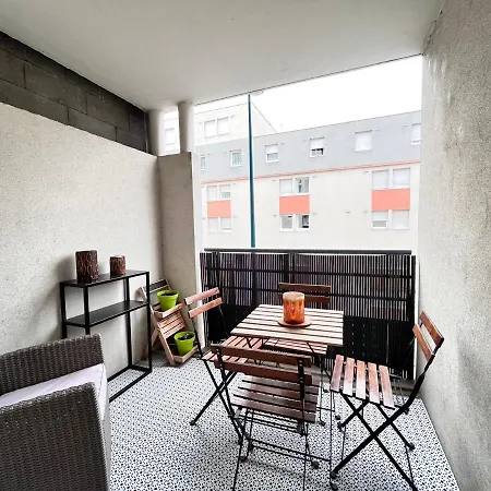 Le Verrieres - Cozy Avec Balcon Proche De La Gare